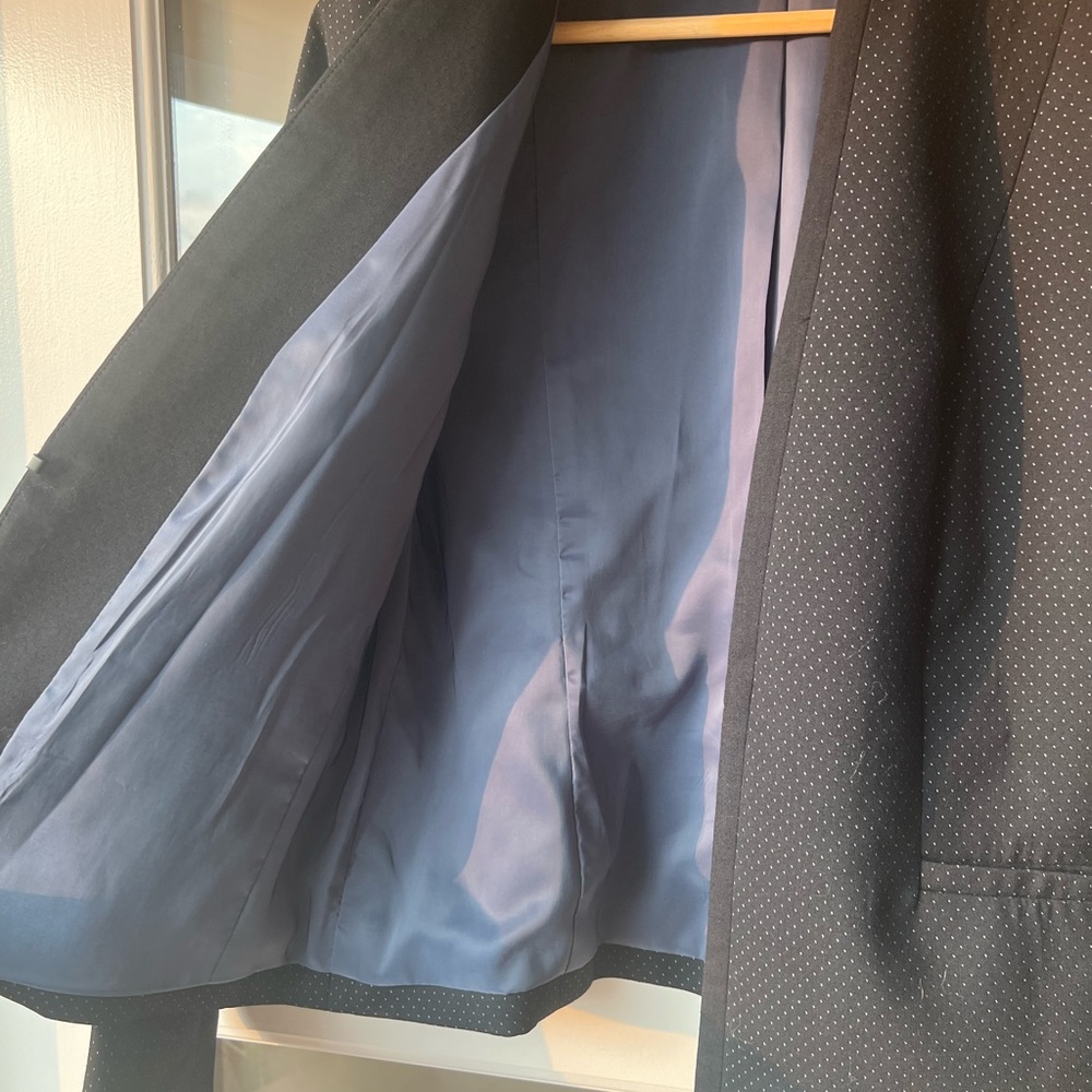 Talbots blazer navy pattern. - Picture 5 of 6